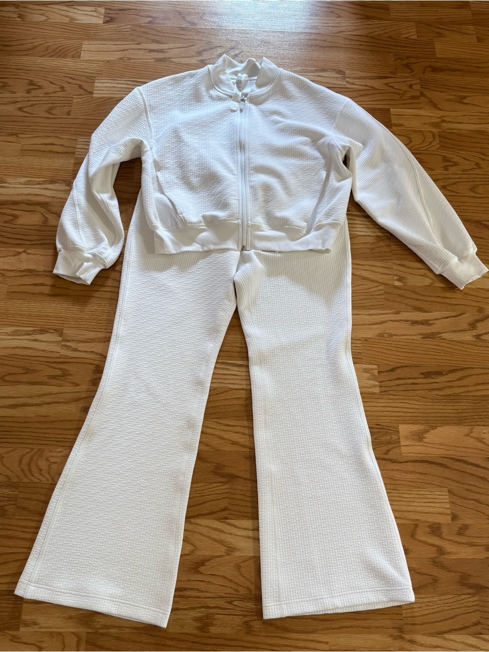Lululemon Women's White Two-Piece Knit Zip Jacket & Flare Pants Set